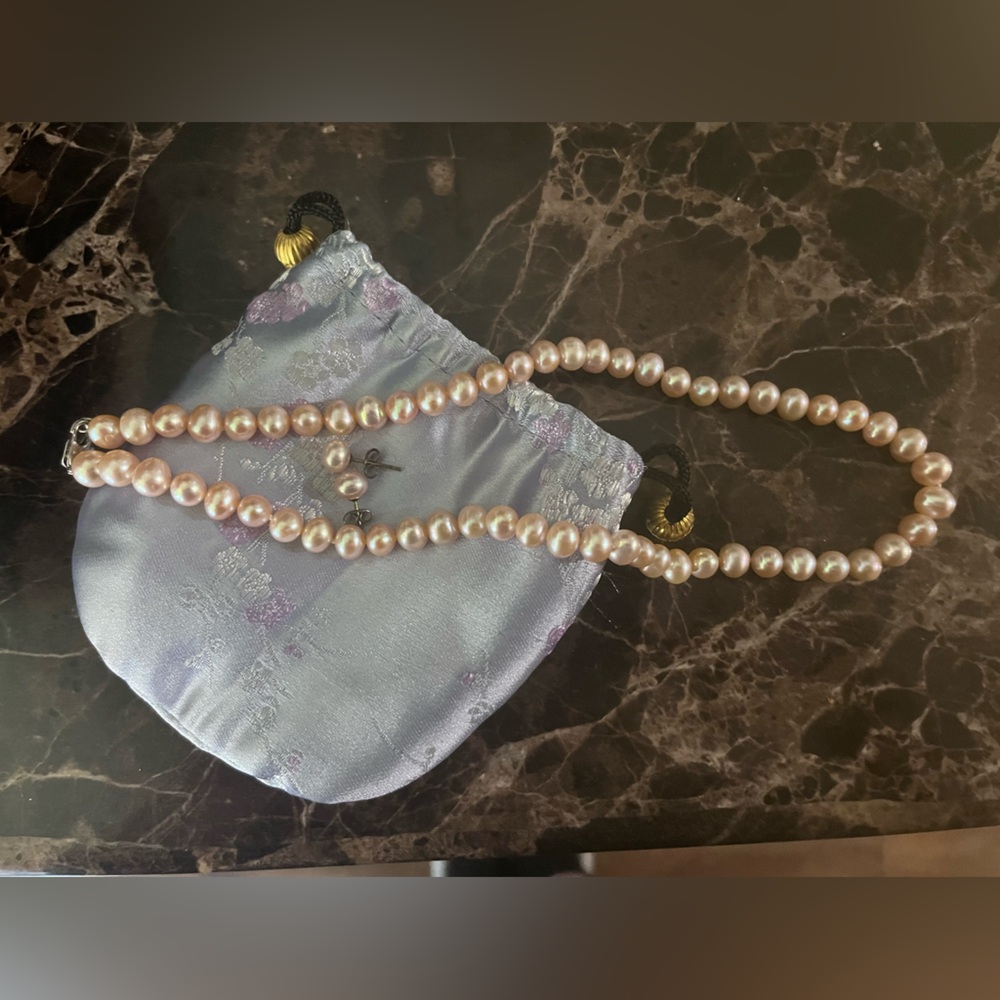 Pink Cultured Pearl Set. New